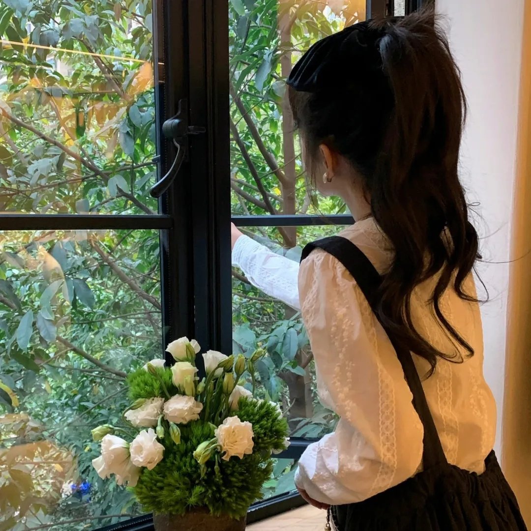 红石敖包海报